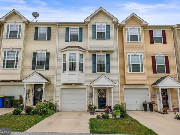 4153 TRABERT COURT , DOVER, PA 17315