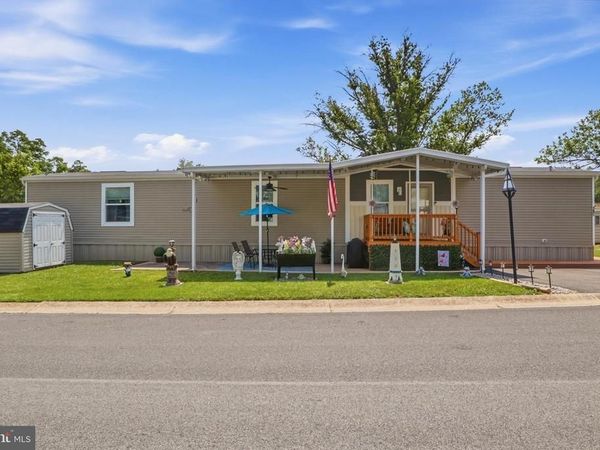 196 SHAWNEE AVENUE, DOVER, PA 17315