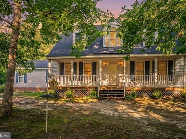 15295 TODD LANE , DOSWELL, VA 23047