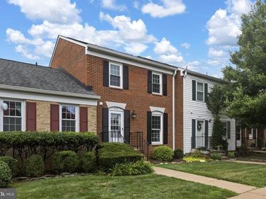 210 LEEDS COURT E, WARRENTON, VA 20186