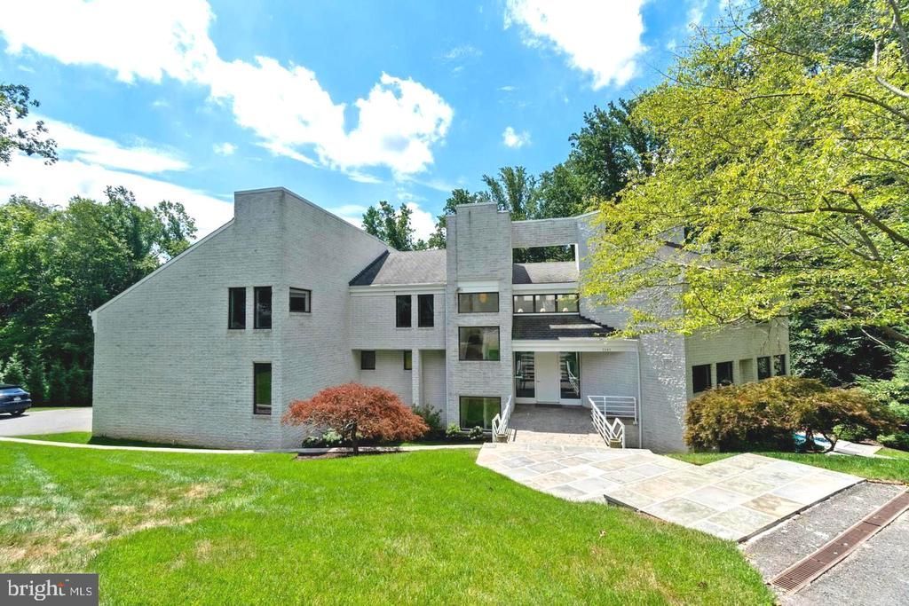 7545 POTOMAC FALL ROAD, MCLEAN, VA 22102
