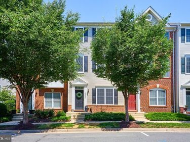 42820 PAMPLIN TERRACE, CHANTILLY, VA 20152