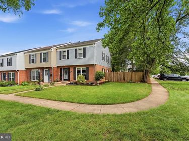 10102 HENRY COURT, MANASSAS, VA 20109