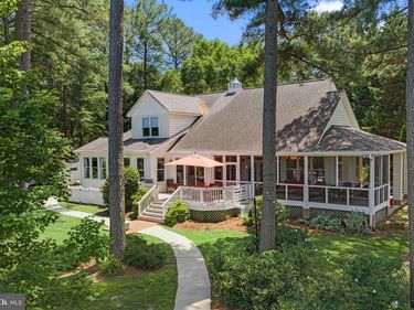 52 REEF COURT, MONTROSS, VA 22520