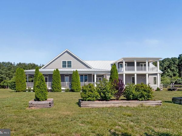 34105 WATTS BAY DRIVE, WALLOPS ISLAND, VA 23337