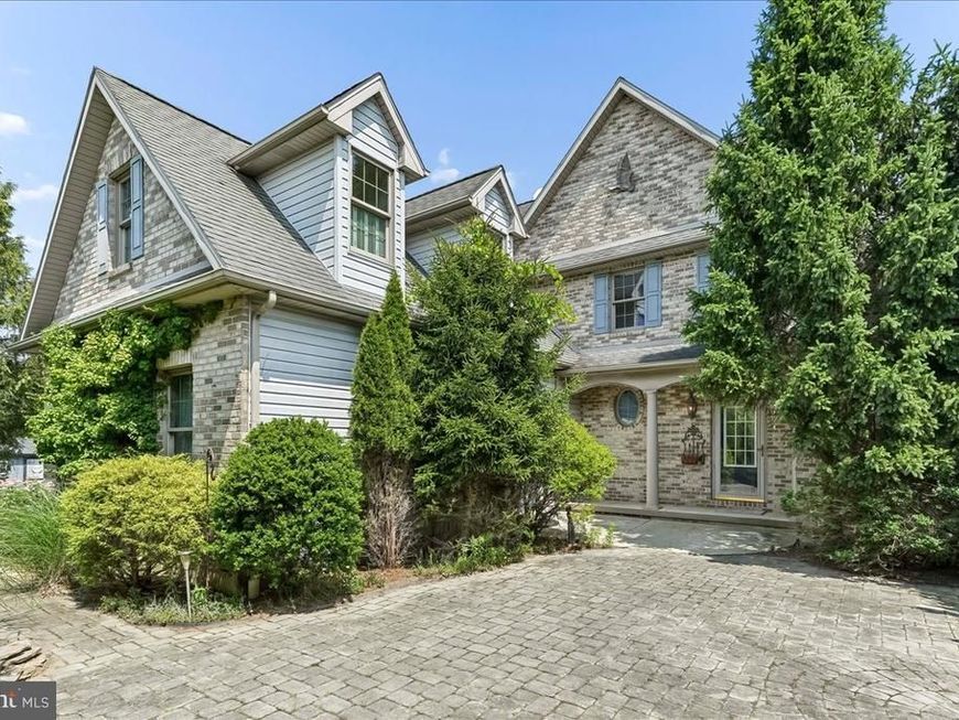 8247 Hensingersville Road , Alburtis, PA 18011 Main Photo