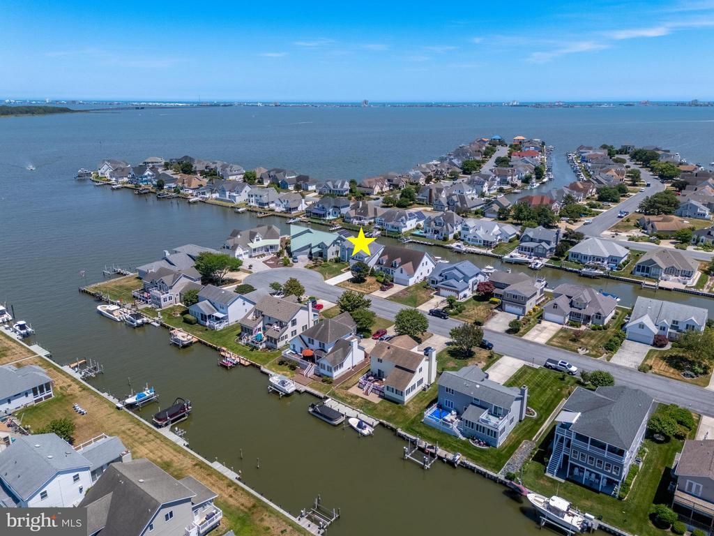 24 STACY COURT , OCEAN PINES, MD 21811