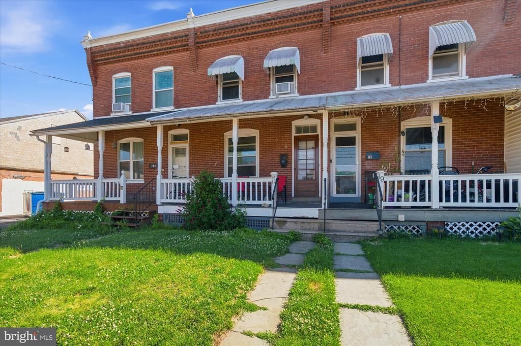 17 E Second Street, Lansdale, PA 19446 Main Photo