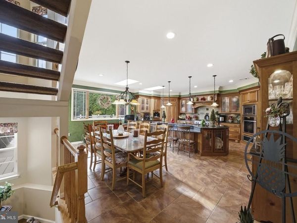 51 STONEHEDGE DRIVE, HIGHTSTOWN, NJ 08520