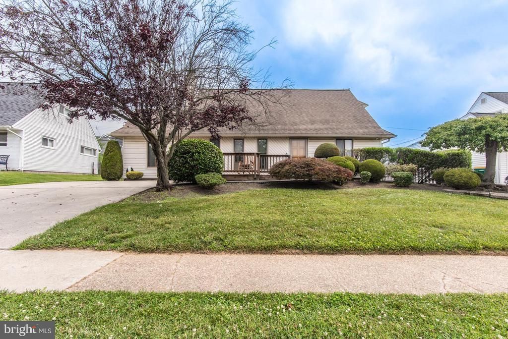 23 BEGONIA LANE , LEVITTOWN, PA 19054