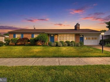 302 W COURTLAND AVENUE, SHIREMANSTOWN, PA 17011