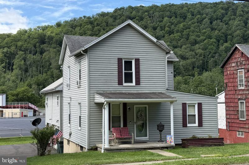 423 W Allegany Avenue, Emporium, PA 15834 Main Photo