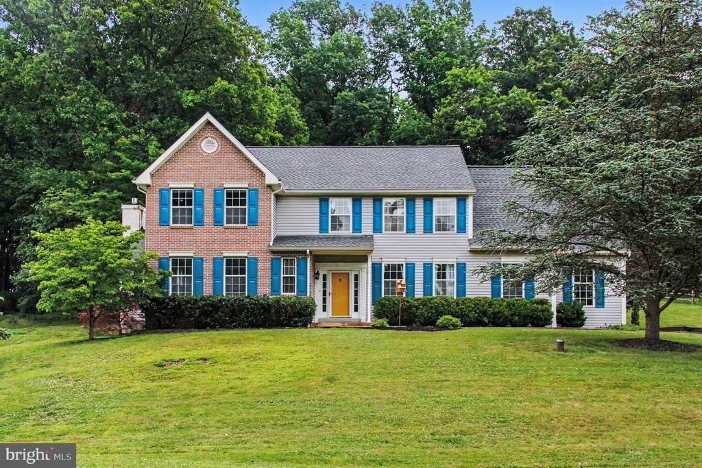 324 MARTINGALE CIRCLE , COATESVILLE, PA 19320