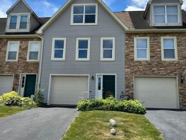 152 ACORN LANE , MOUNTVILLE, PA 17554