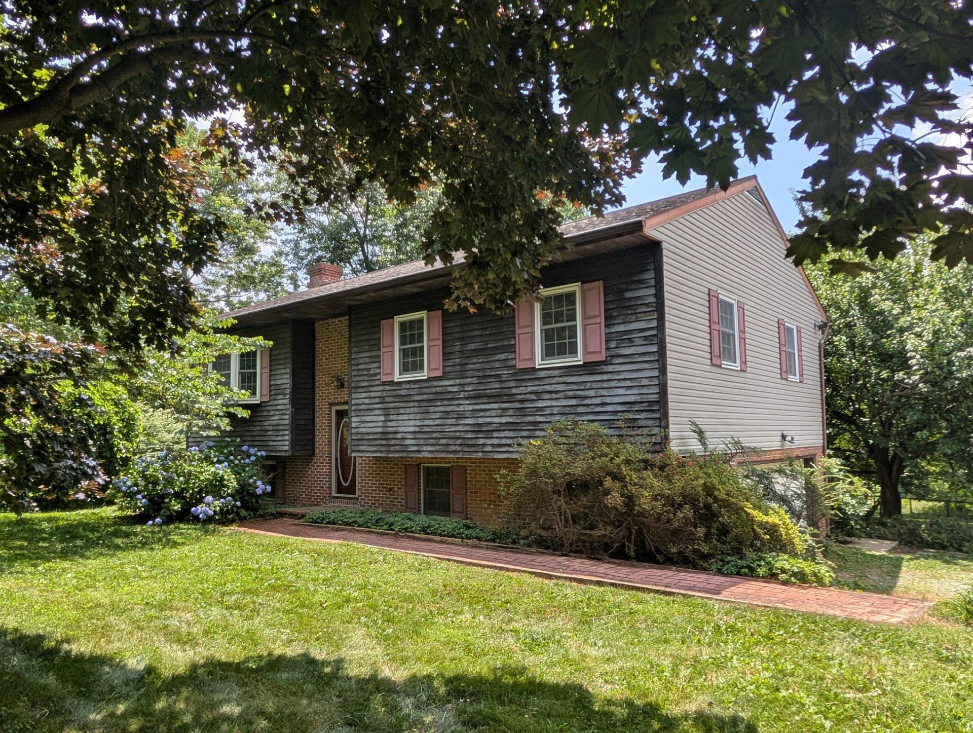 12 BUCK HEIGHTS ROAD , HOLTWOOD, PA 17532