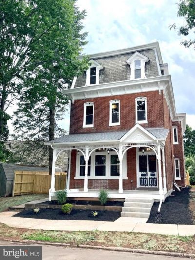 1040 E HIGH STREET , POTTSTOWN, PA 19464