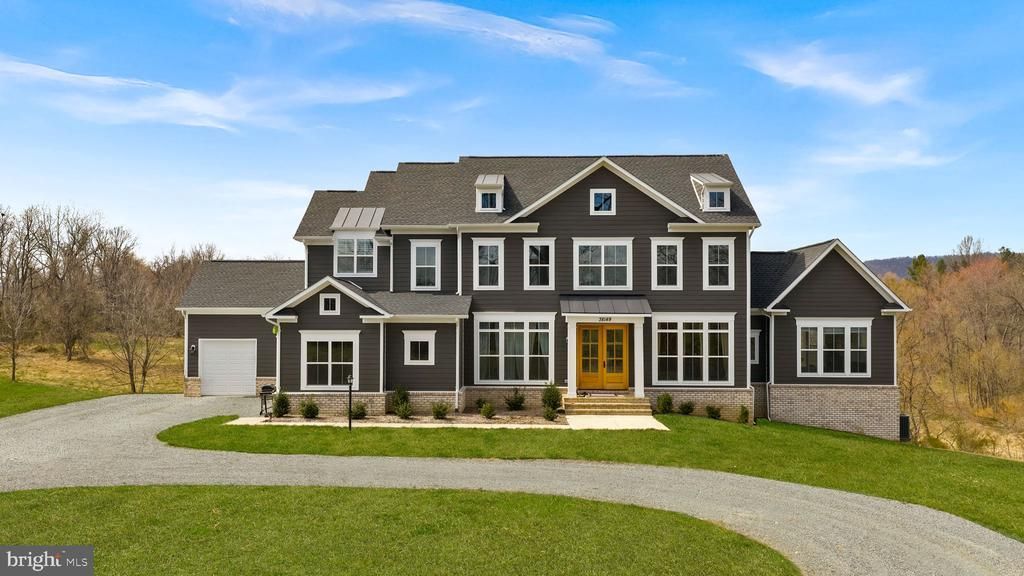 38149 JOHN WOLFORD ROAD , HILLSBORO, VA 20132