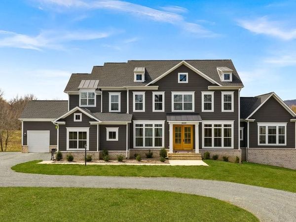 38149 JOHN WOLFORD ROAD , HILLSBORO, VA 20132
