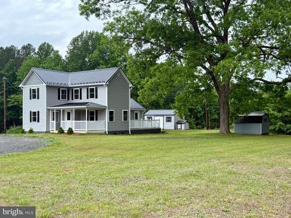 439 VALLEY DRIVE , CALLAO, VA 22435