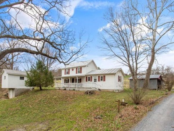 12111 SLEEPY HOLLOW LANE, FULKS RUN, VA 22830