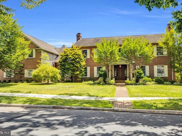 1800 READING BOULEVARD , WYOMISSING, PA 19610