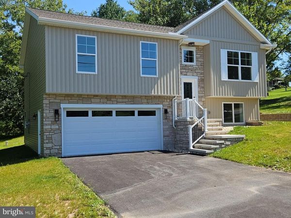 607 WALNUT AVENUE, HARRISBURG, PA 17112