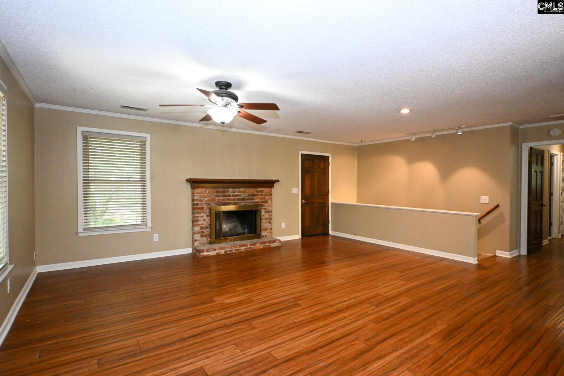 331 Barmount Drive  Photo 10