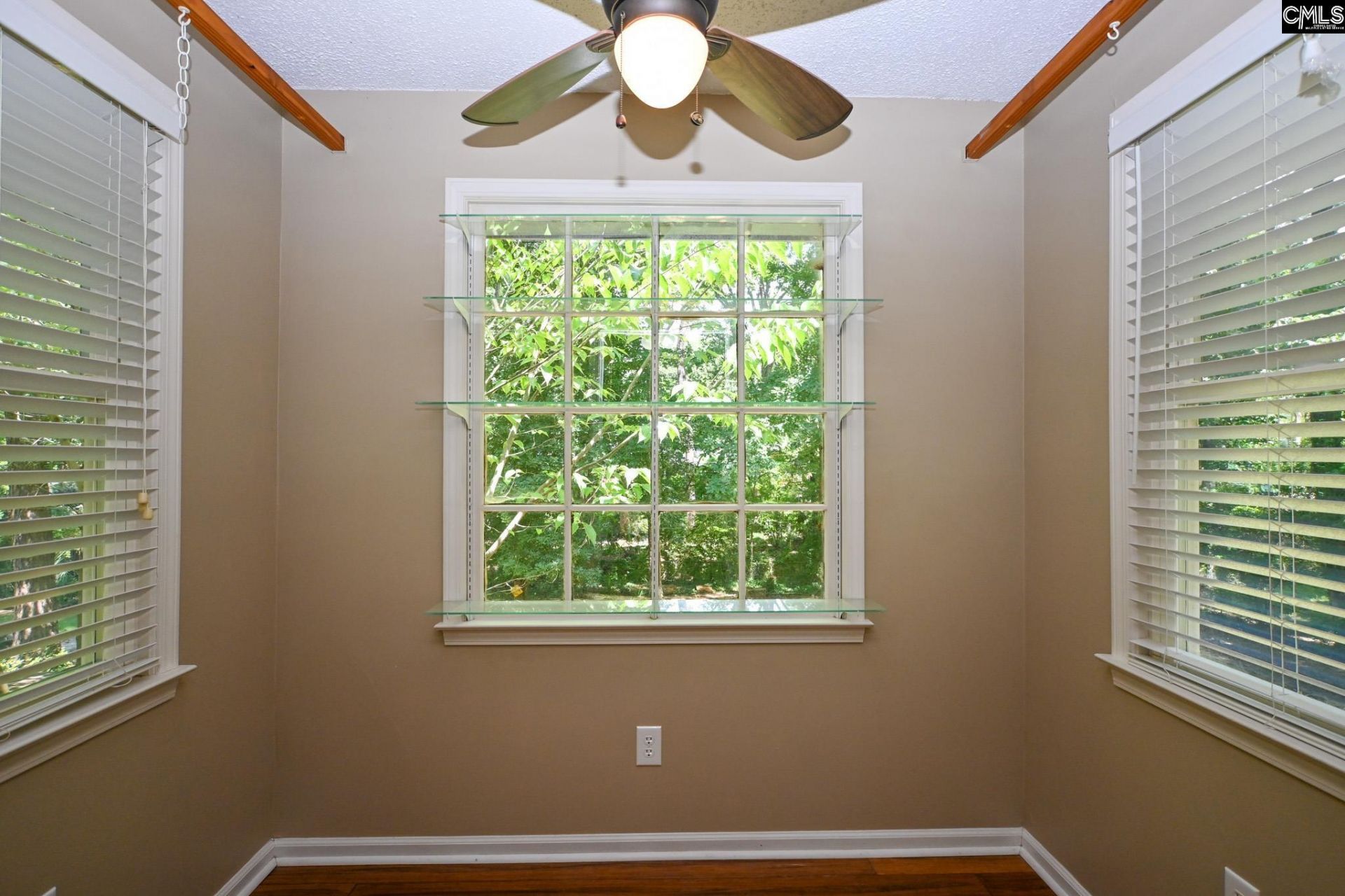 331 Barmount Drive  Photo 16