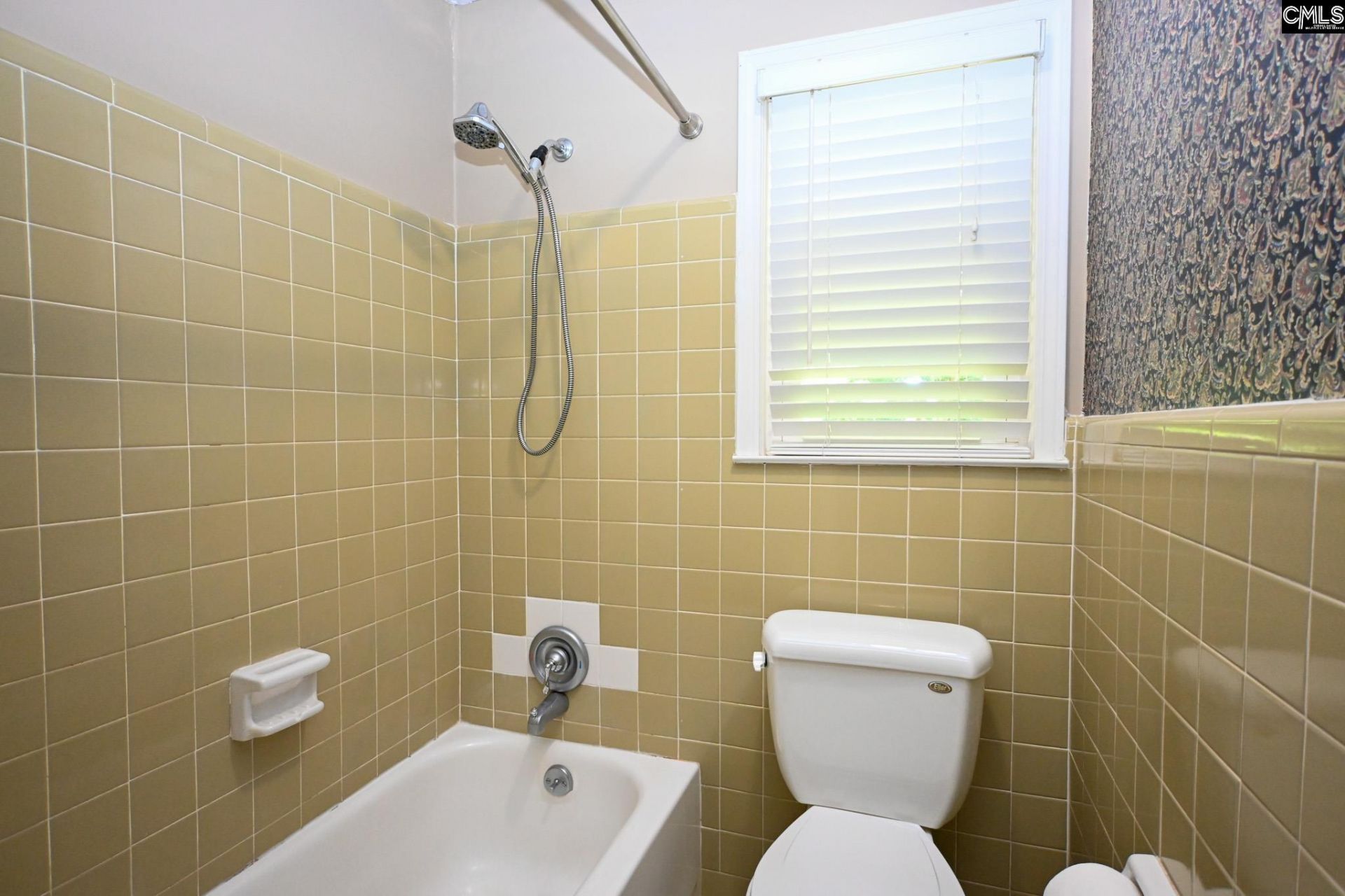 331 Barmount Drive  Photo 18