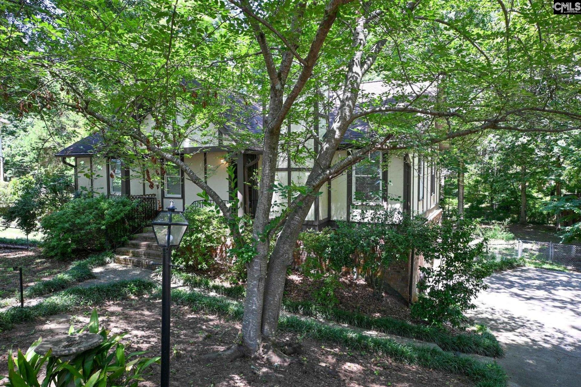 331 Barmount Drive  Photo 4
