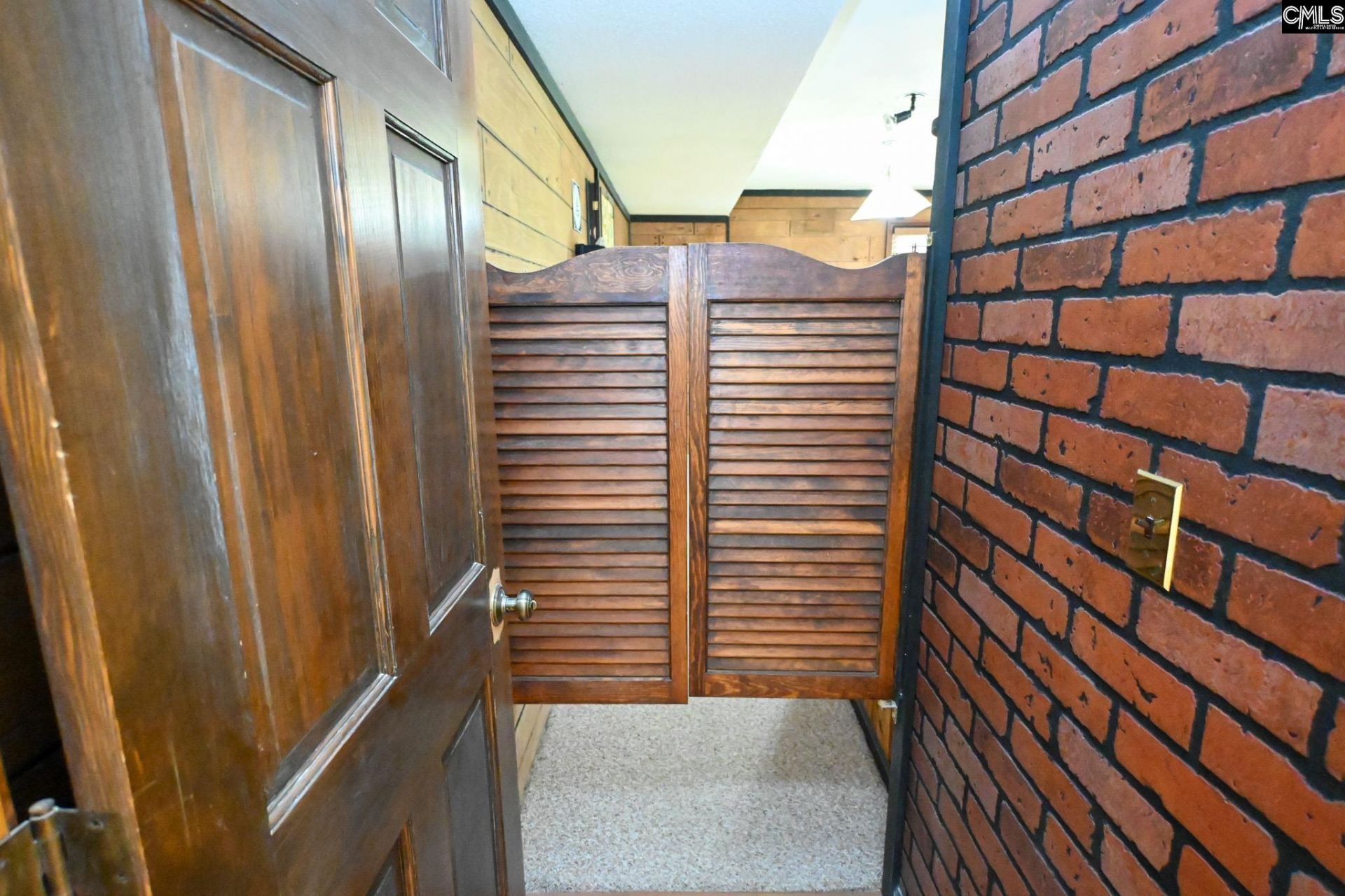 331 Barmount Drive  Photo 40