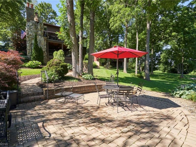 2793 Greenspire Circle, Akron, OH 44333 Photo 8