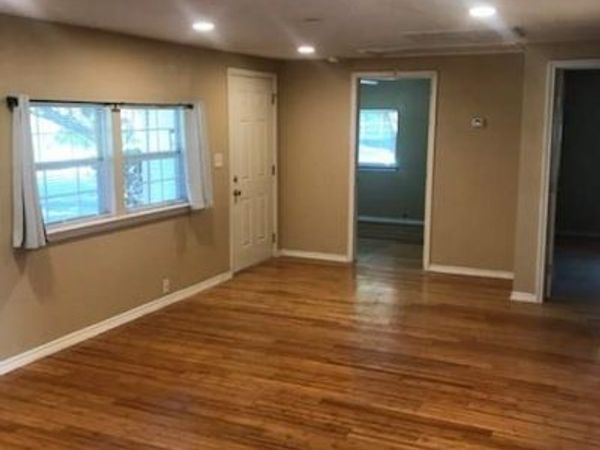 1604 Wilson ST, Bastrop, TX 78602