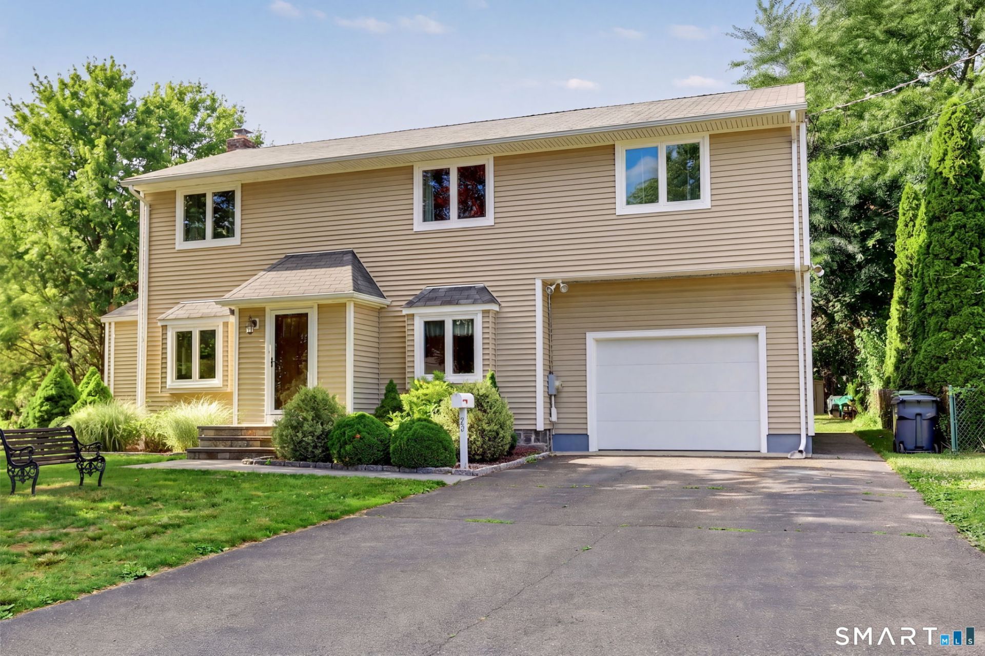 78 Chestnut Hill, Trumbull, CT 06611 Main Photo