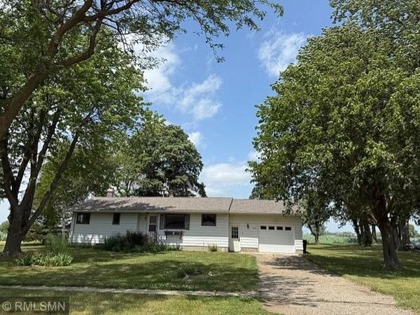 202 E North Avenue, Ellsworth, MN 56129