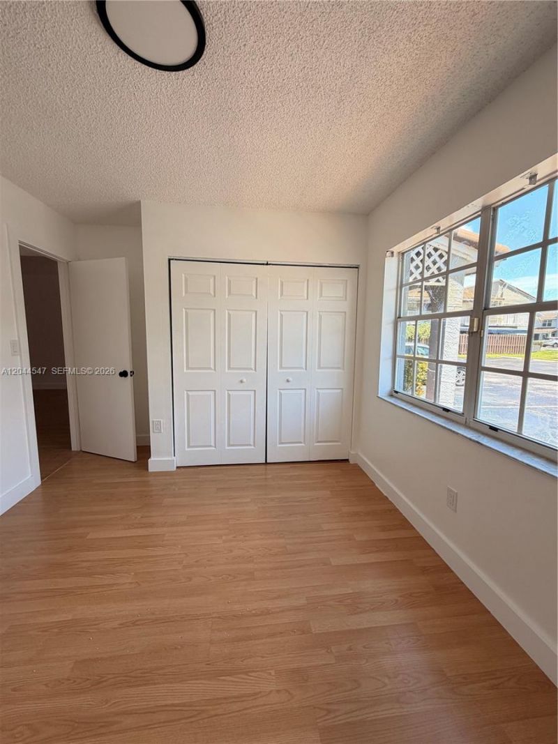 7000 NW 173rd Dr , Unit 1805, Hialeah, FL 33015 Photo