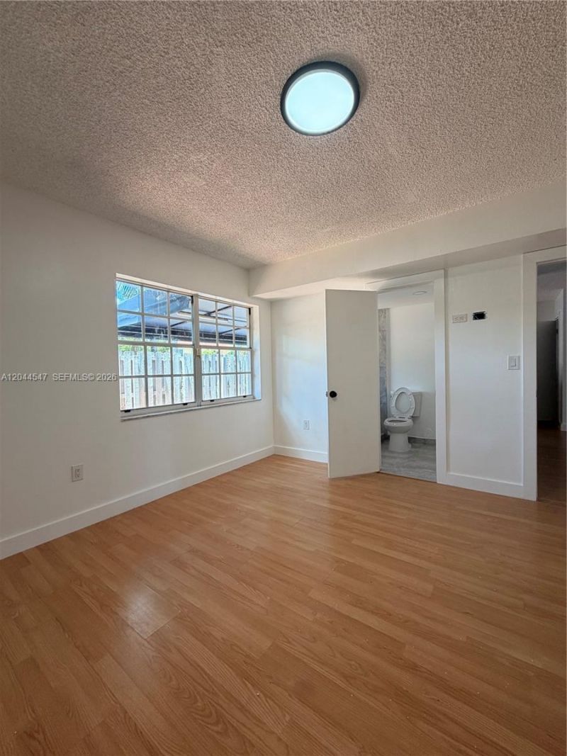 7000 NW 173rd Dr , Unit 1805, Hialeah, FL 33015 Photo
