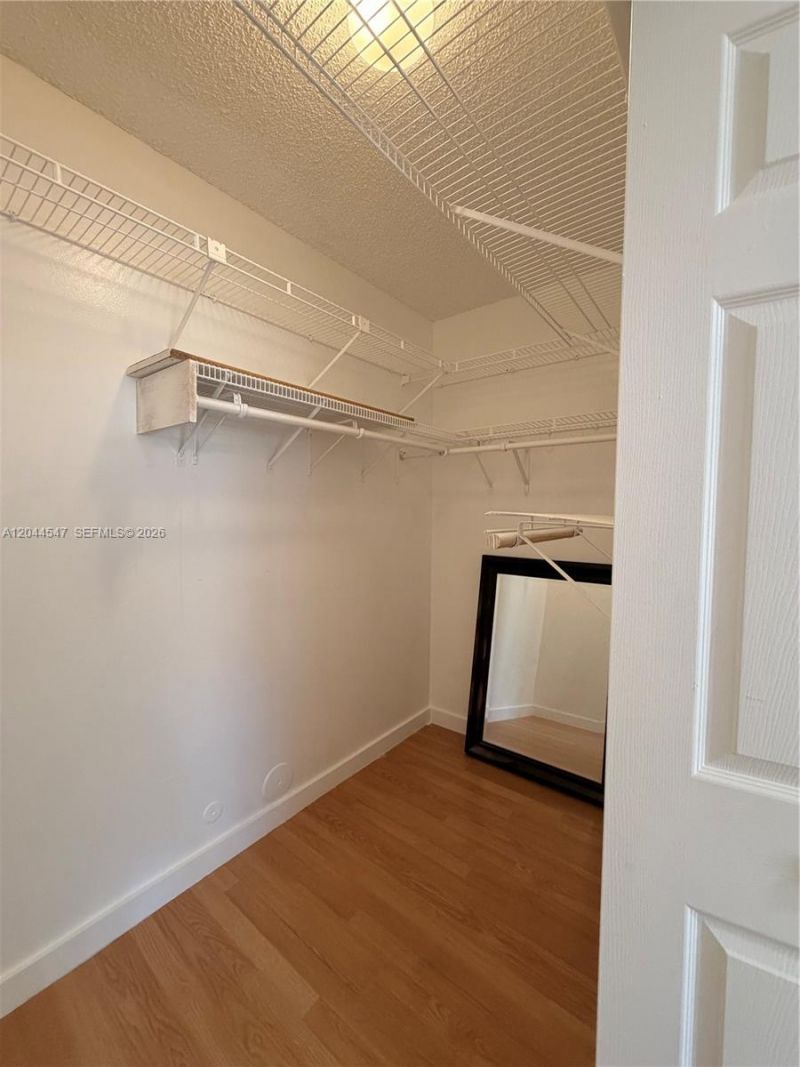 7000 NW 173rd Dr, Unit 1805, Hialeah, FL 33015 Photo