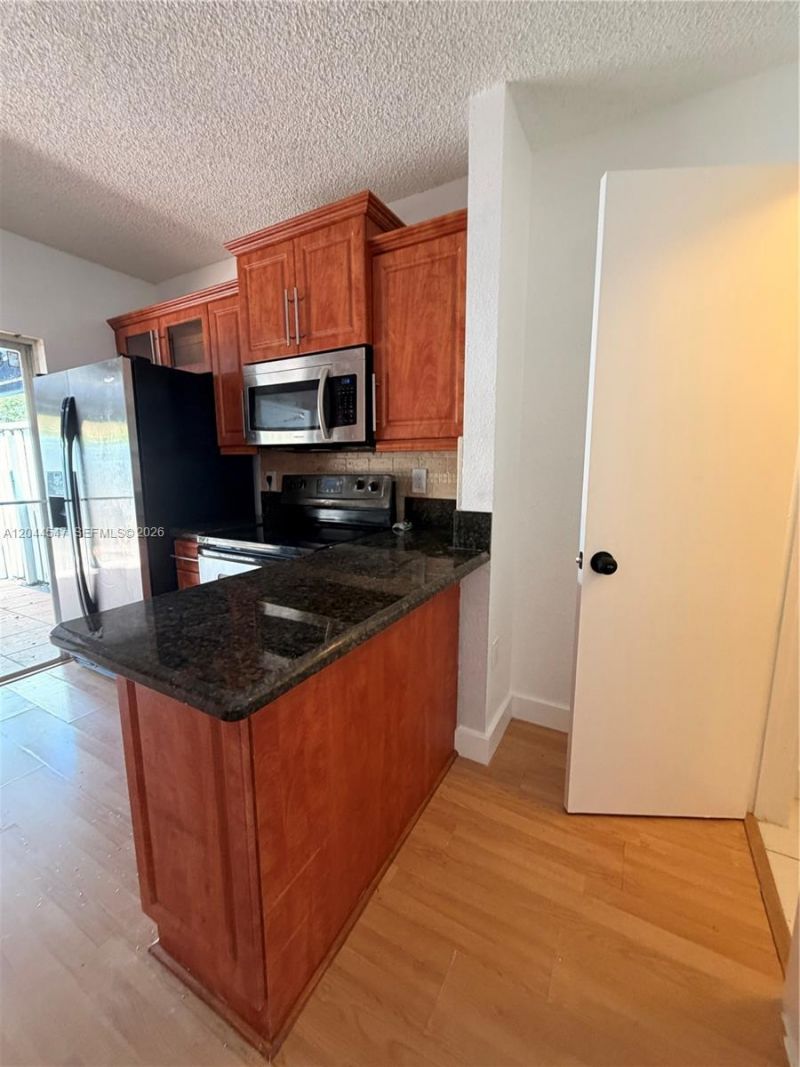 7000 NW 173rd Dr , Unit 1805, Hialeah, FL 33015 Photo