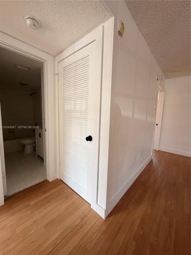 7000 NW 173rd Dr , Unit 1805, Hialeah, FL 33015 Photo