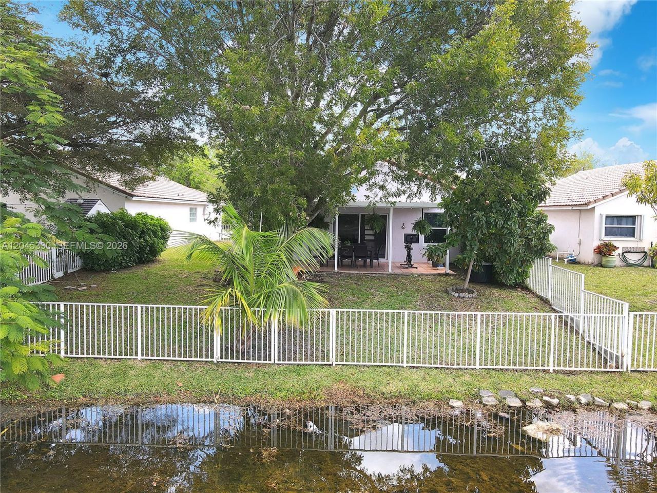 2048 NW 164th Ave , Pembroke Pines, FL 33028 Photo