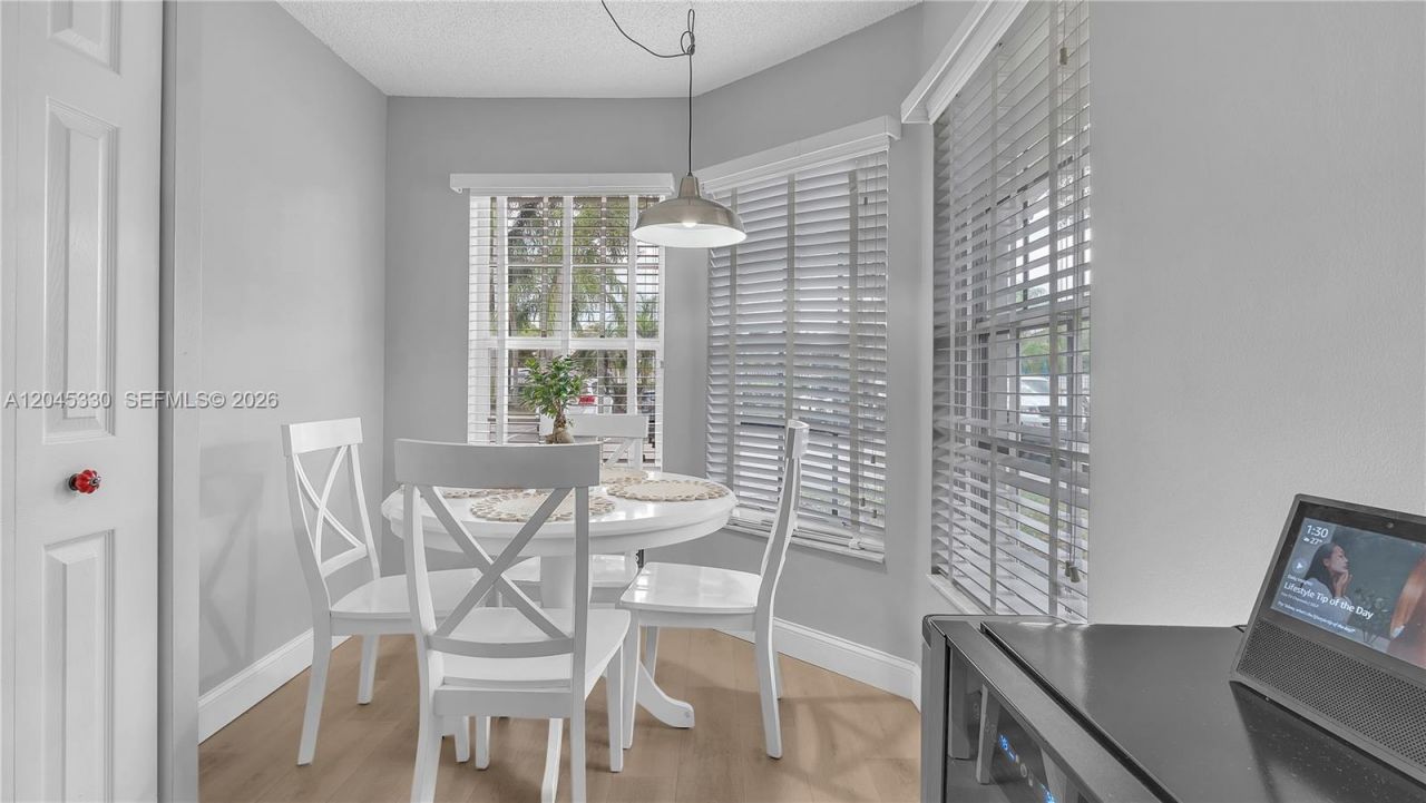 2048 NW 164th Ave , Pembroke Pines, FL 33028 Photo