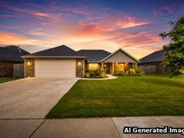 951 Trailwood Street, Tontitown, AR 72762