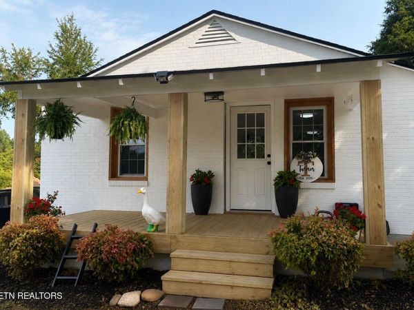 902 Kingston Ave, Rockwood, TN 37854