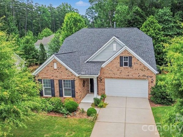 8911 Bur Lane , Huntersville, NC 28078