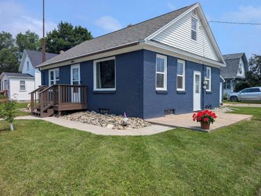 100 Walker Avenue N, New York Mills, MN 56567