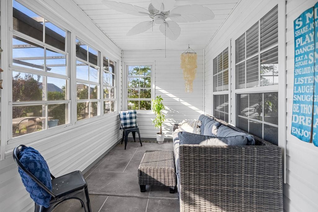 661 Twinflower St. Photo 36