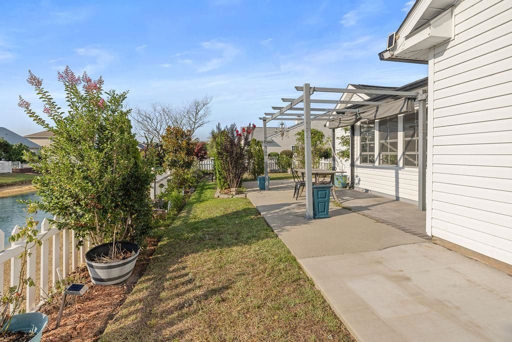 661 Twinflower St. Photo 39