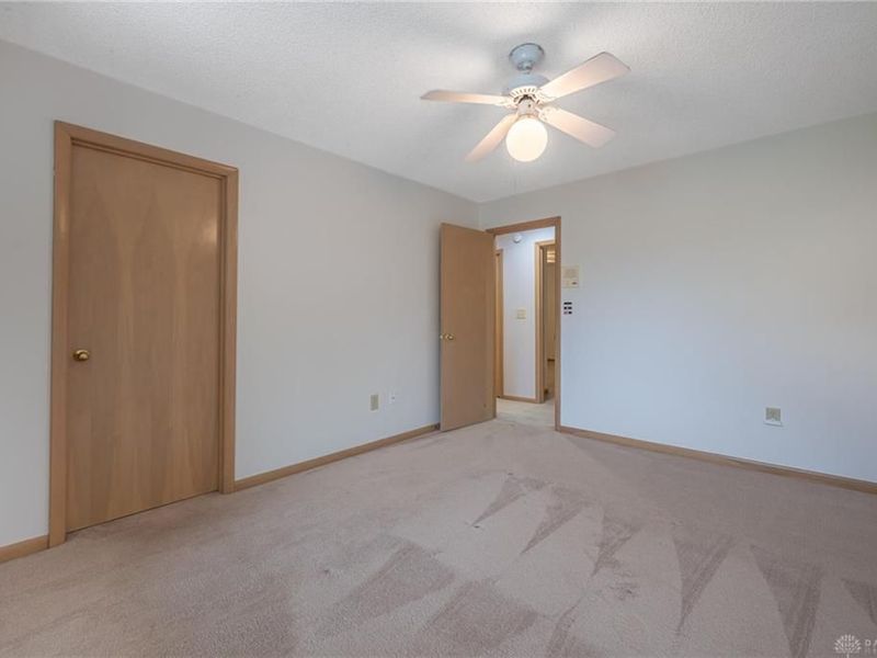 6584 Stillcrest Way, Butler Township, OH 45414 Photo 25