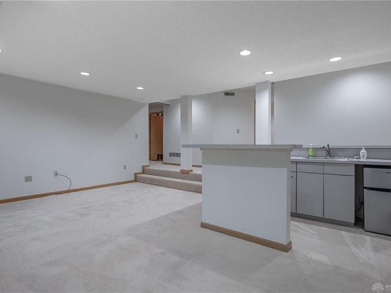 6584 Stillcrest Way, Butler Township, OH 45414 Photo 38